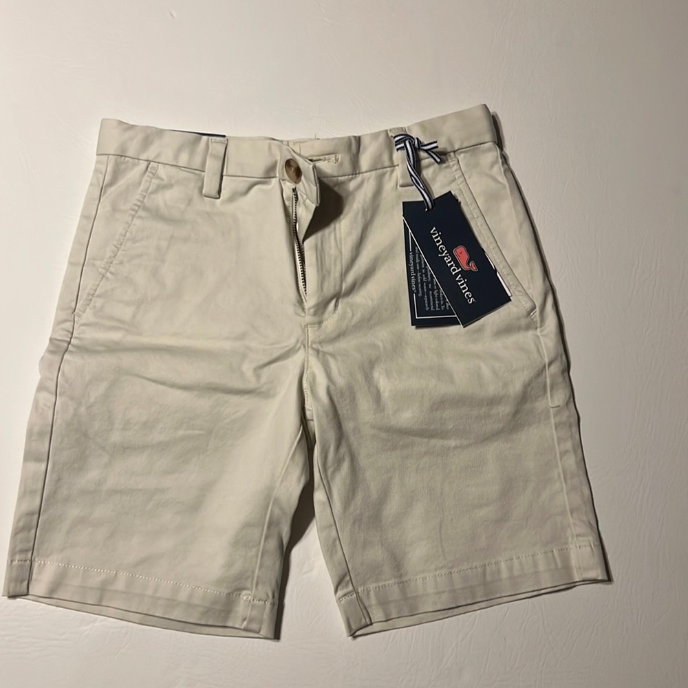 Vineyard Vines boys Breaker Shorts New with Tags size 8